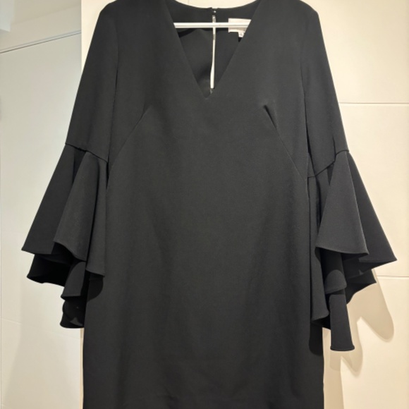 MILLY V Neck Mini Dress M (8) but fits like 4-6 - Picture 7 of 9